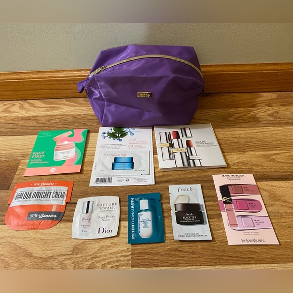 Tarate Handbags - Tarte Cosmetic Pouch With Samples New